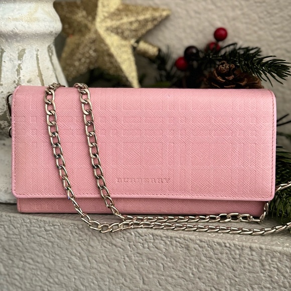 BURBERRY bi-fold wallet embossed leather pink check pattern long L-shaped zipper - Picture 1 of 17